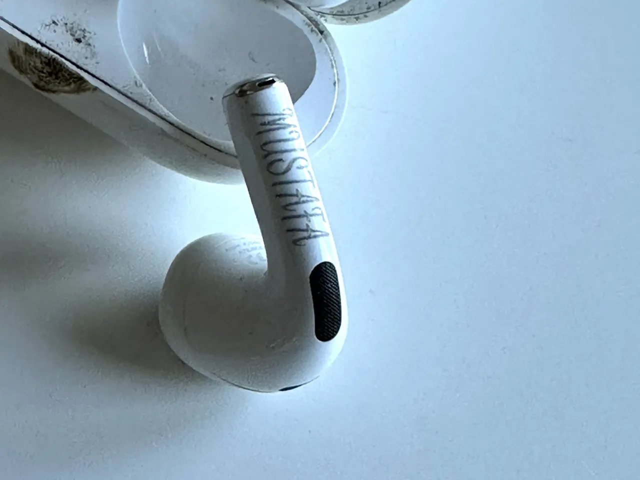 airpods test grid