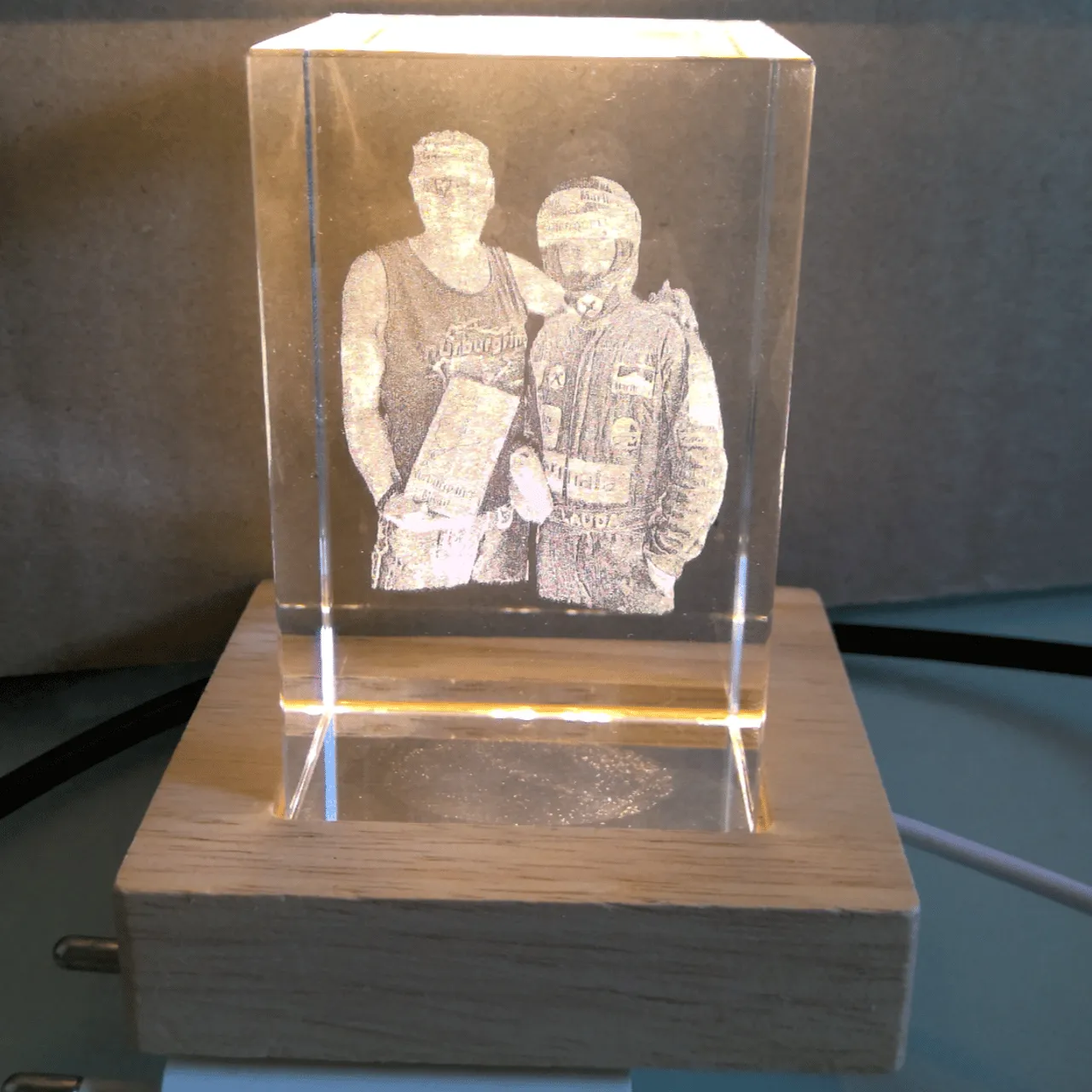 K9 Inner Carved Glass test grid