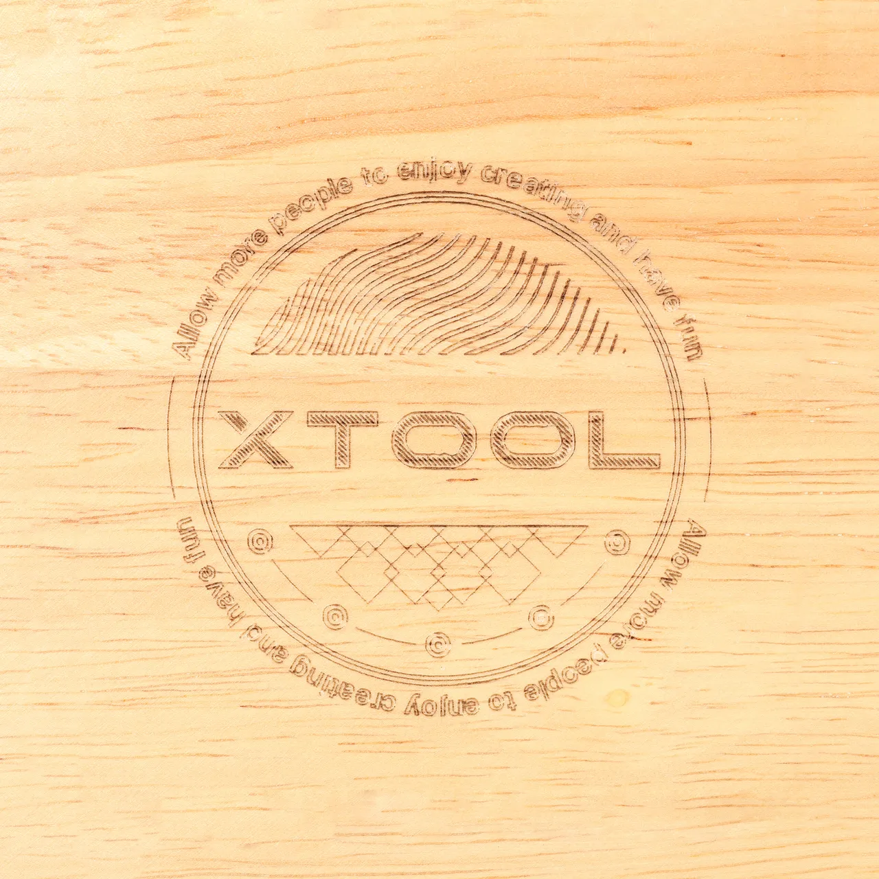 White Marble and Wood Cutting Board test grid
